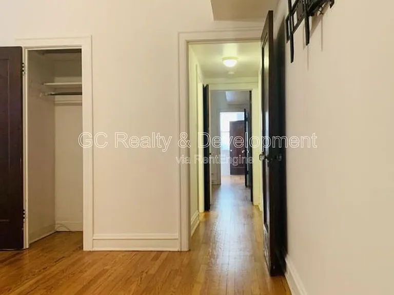 6316 N Rockwell St #2 — Photo 13