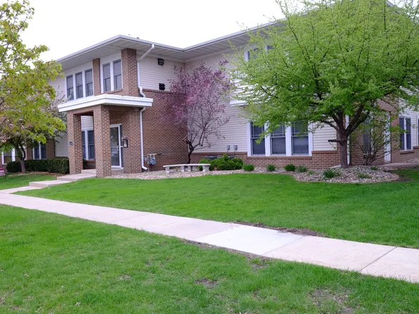 2425 Aspen Rd Unit 203, Ames, IA 50010