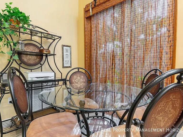 6815 Pleasant Hill Rd — Photo 15