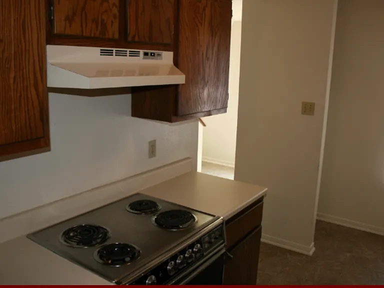 1807 Woodsman Dr #C — Photo 5