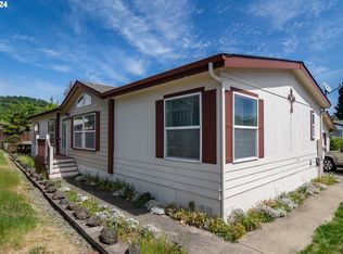 144 Trout Loop, Roseburg, OR 97471