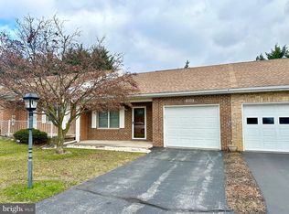 18018 Par Three Dr, Hagerstown, MD 21740
