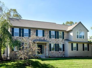 726 Iris Ln, Media, PA 19063