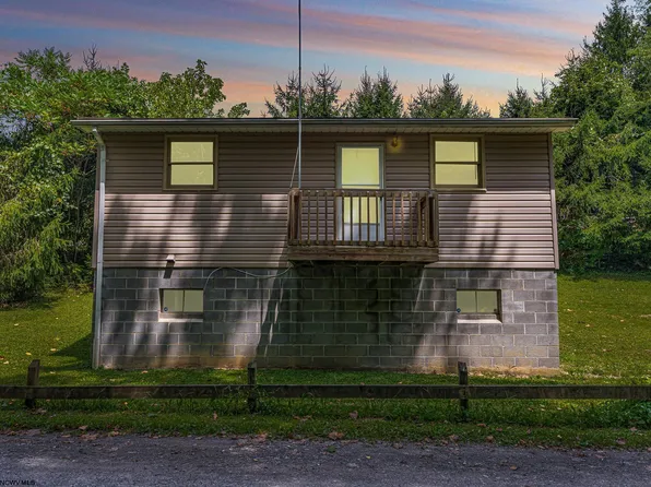 44 Lower Booth Rd, Morgantown, WV 26501