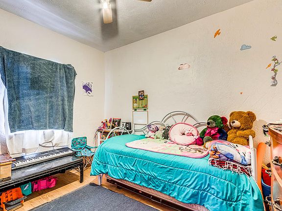 2nd image of 3523 Morehead Ave