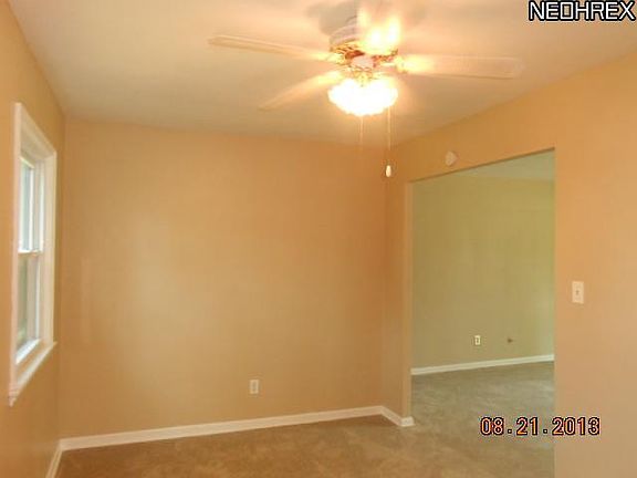 3rd image of 9967 Newkirk Dr