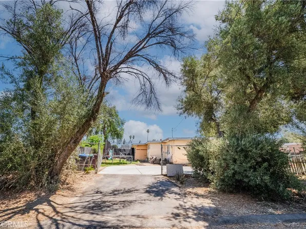 21954 Ramona Ave, Nuevo, CA 92567