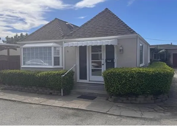 1 Park Way, Watsonville, CA 95076