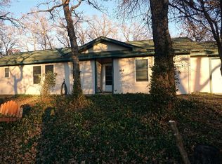 564 Ross Ln, Boyd, TX 76023