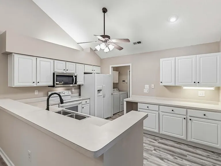 17106 Harvest Ridge Ln — Photo 10