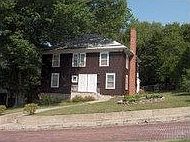 1st image of 606 Pocahontas St