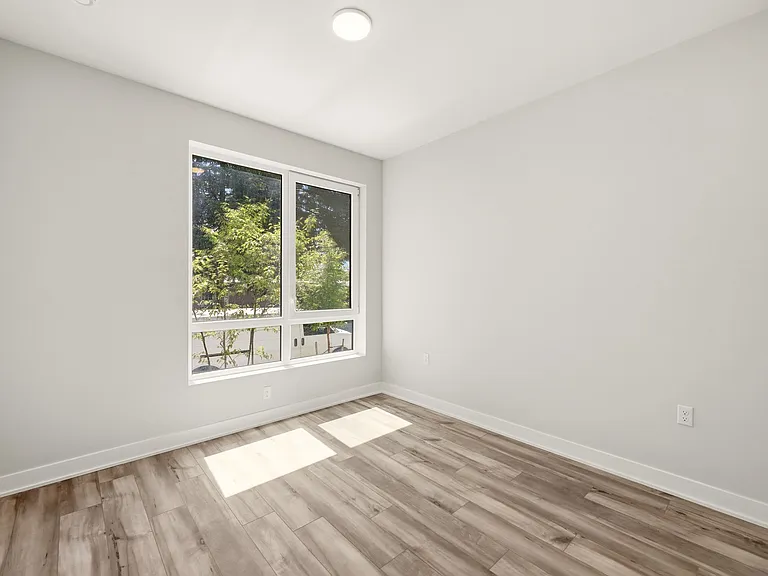 Large 2nd Bedroom