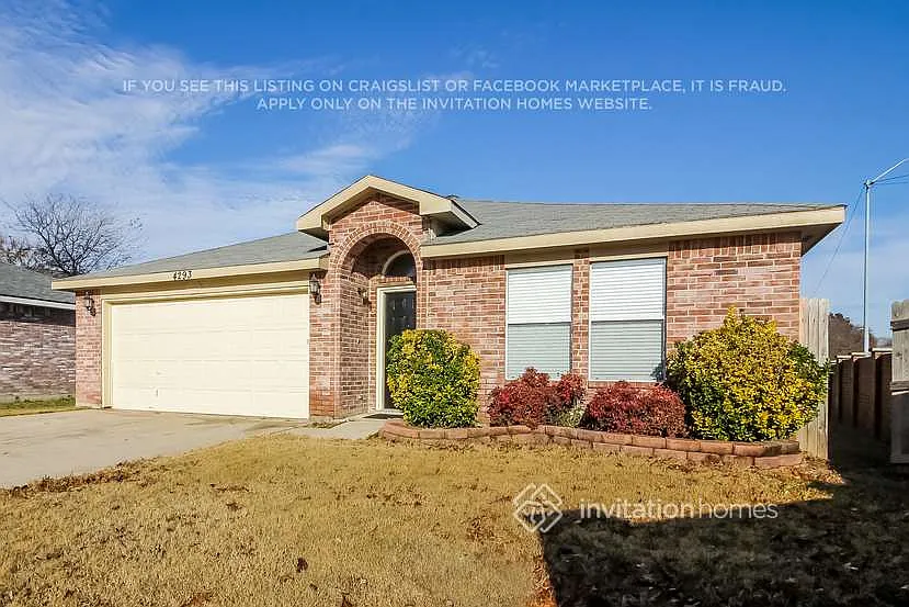 4293 Estes Park Cir Haltom City, TX 76137 — Photo 2