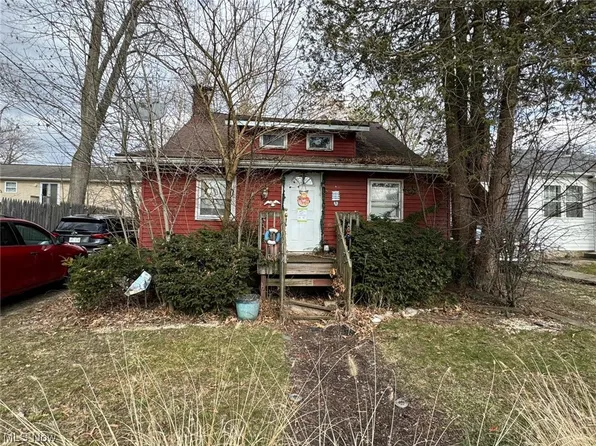 358 Dawnshire Dr, Chippewa Lake, OH 44215