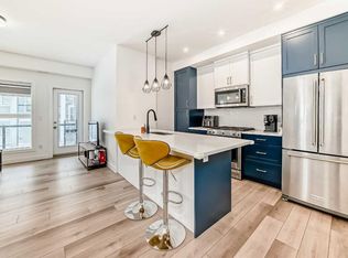 44 NW Spring Creek Cmn SW, Calgary, AB T3H6E2