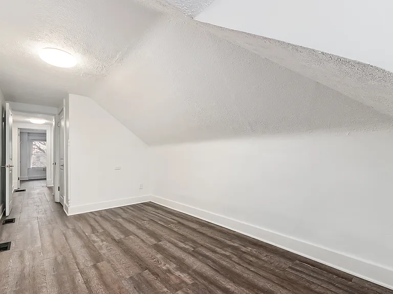 319 Chittenden Ave #319A — Photo 26