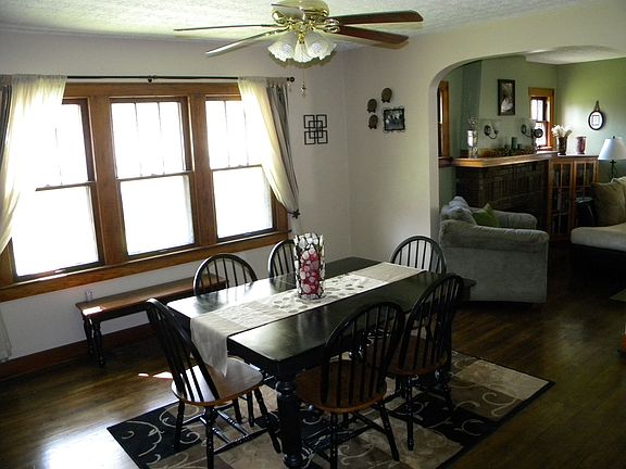 Large Dining Room, also with refinished hardwood floors.