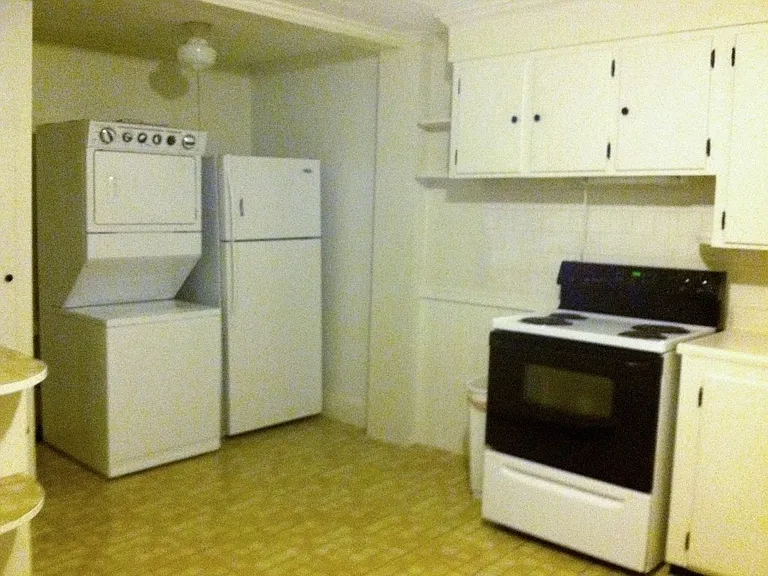 112 Main St #A — Photo 6
