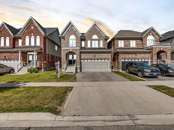 552 Linden Dr, Cambridge, ON N3H 0C4