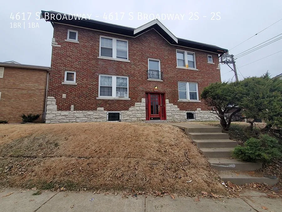 4617 S Broadway #2S photo 1
