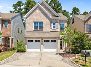 2027 Tanners Mill Dr, Durham, NC 27703