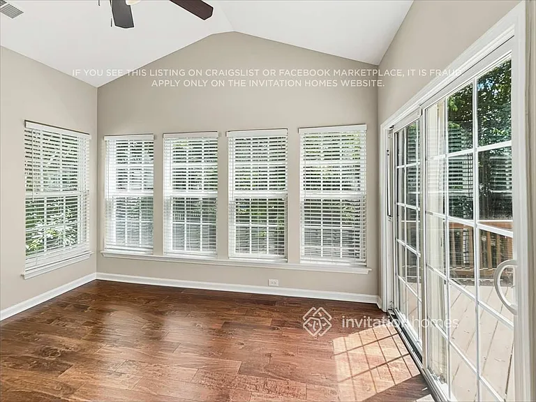 6918 Olmsford Dr — Photo 22