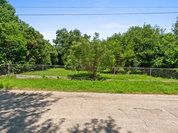 4014 Meadow Ridge St LOT 15-16, San Antonio, TX 78210