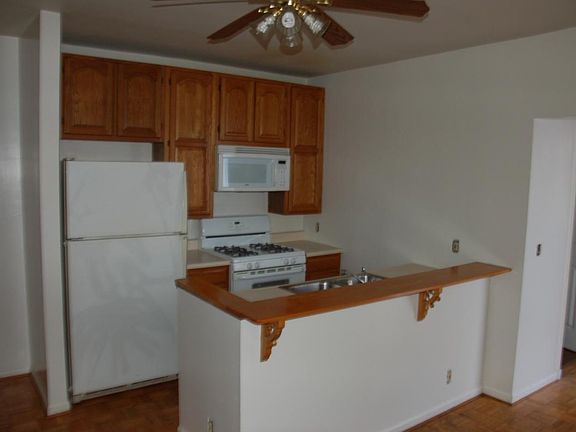 3rd image of 3 W Hollister St APT 2