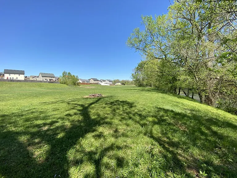 1132 Ishee Dr — Photo 8