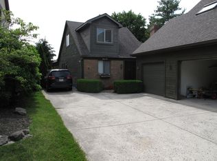 8659 Craigston Ct, Dublin, OH 43017