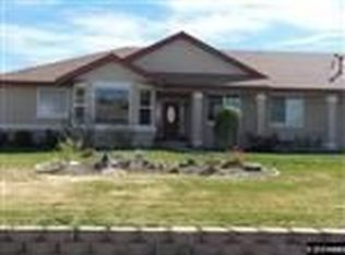 940 Lasso Way, Fernley, NV 89408