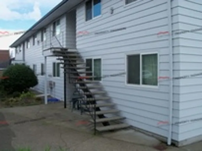 312 E Broadway Ave — Photo 2