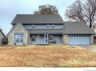 7405 E 60th St S, Tulsa, OK 74145