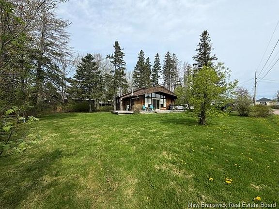3rd image of 7 Alder Walk Ln