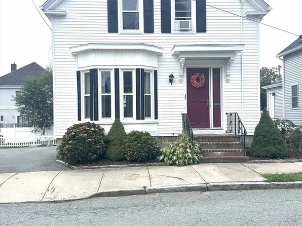 23 Borden St, New Bedford, MA 02740