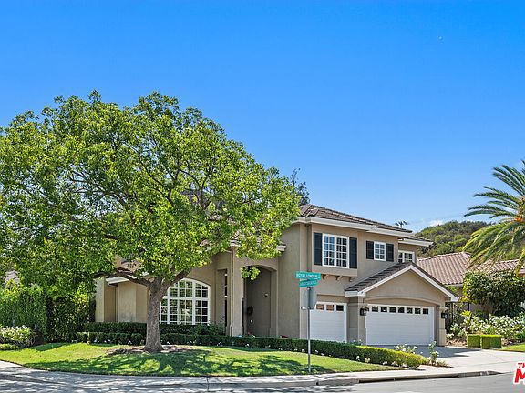 2nd image of 186 Royal London Ct