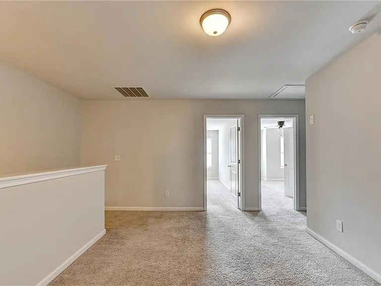 5535 Lightheart Ct — Photo 32