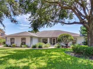 5850 Spinnaker Loop, Lady Lake, FL 32159