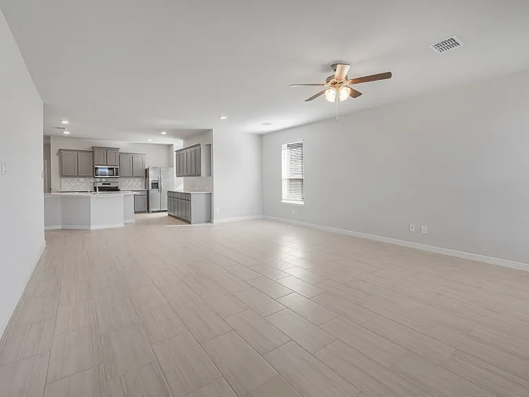 106 Daffodil Ln — Photo 11