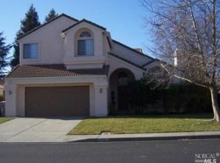 819 Tipperary Dr, Vacaville, CA 95688