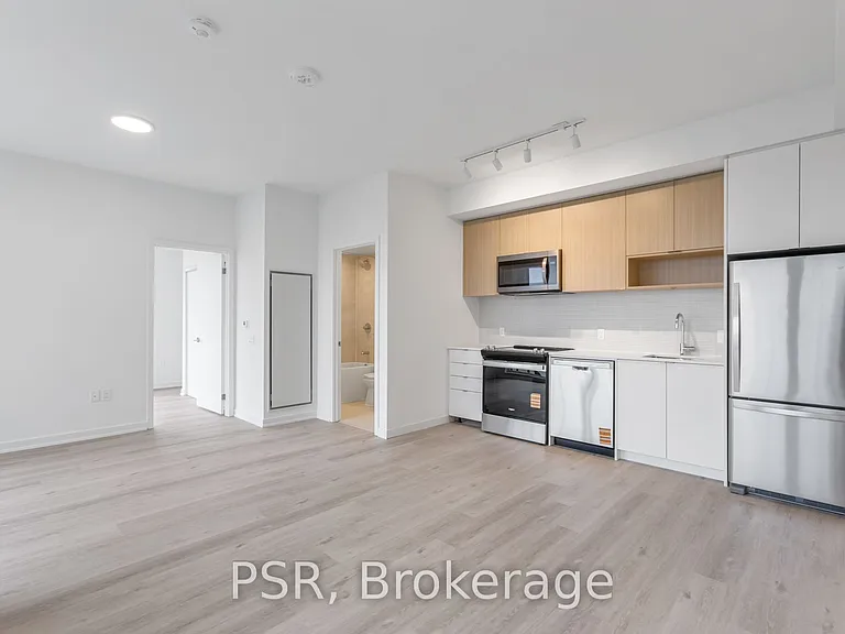 4365 Bloor St W #508 — Photo 2