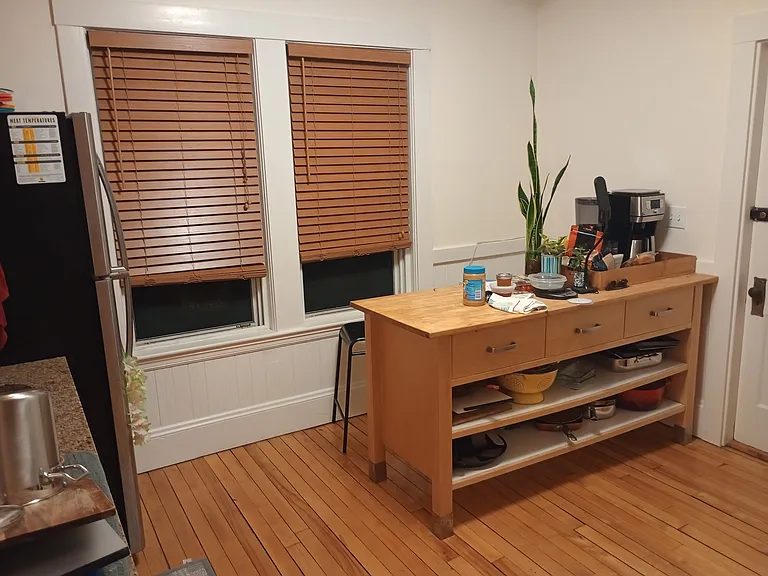 7 Lewis St #1 — Photo 8