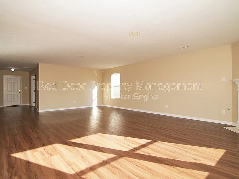 12419 Deerview Dr — Photo 3