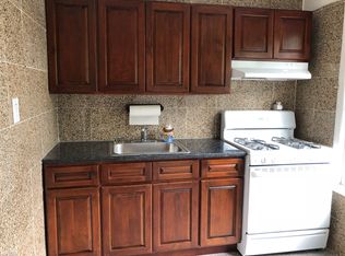 15268 12th Ave, Whitestone, NY 11357