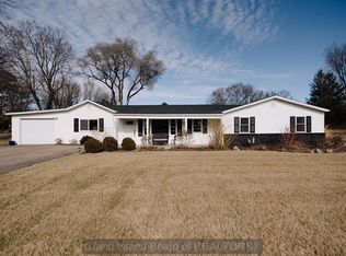2512 Pioneer Blvd, Grand Island, NE 68801
