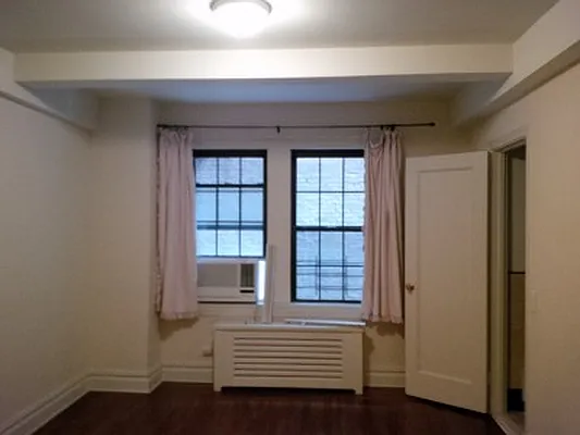Rented by Classic Marketing- 530 Park1 | media 3