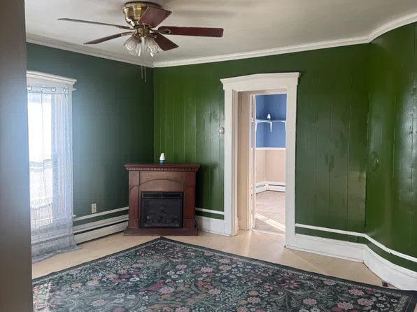 85 Gage St APT 2, Augusta, ME 04330