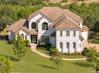 2035 Via Vineda, San Antonio, TX 78258