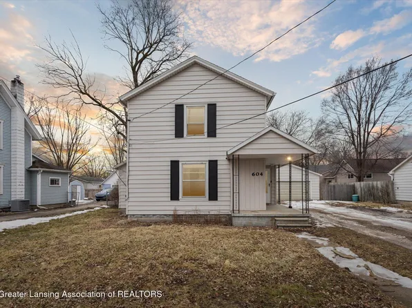 604 S Church St, Saint Johns, MI 48879