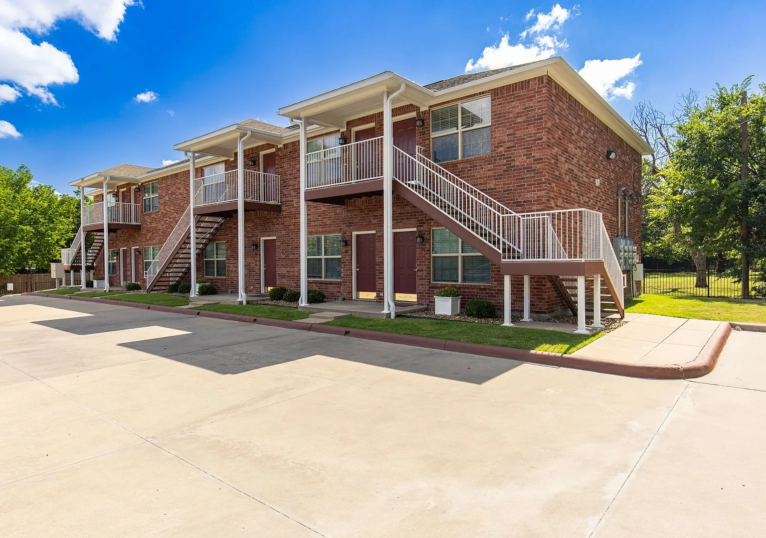 Bryan.2411 — Photo 4